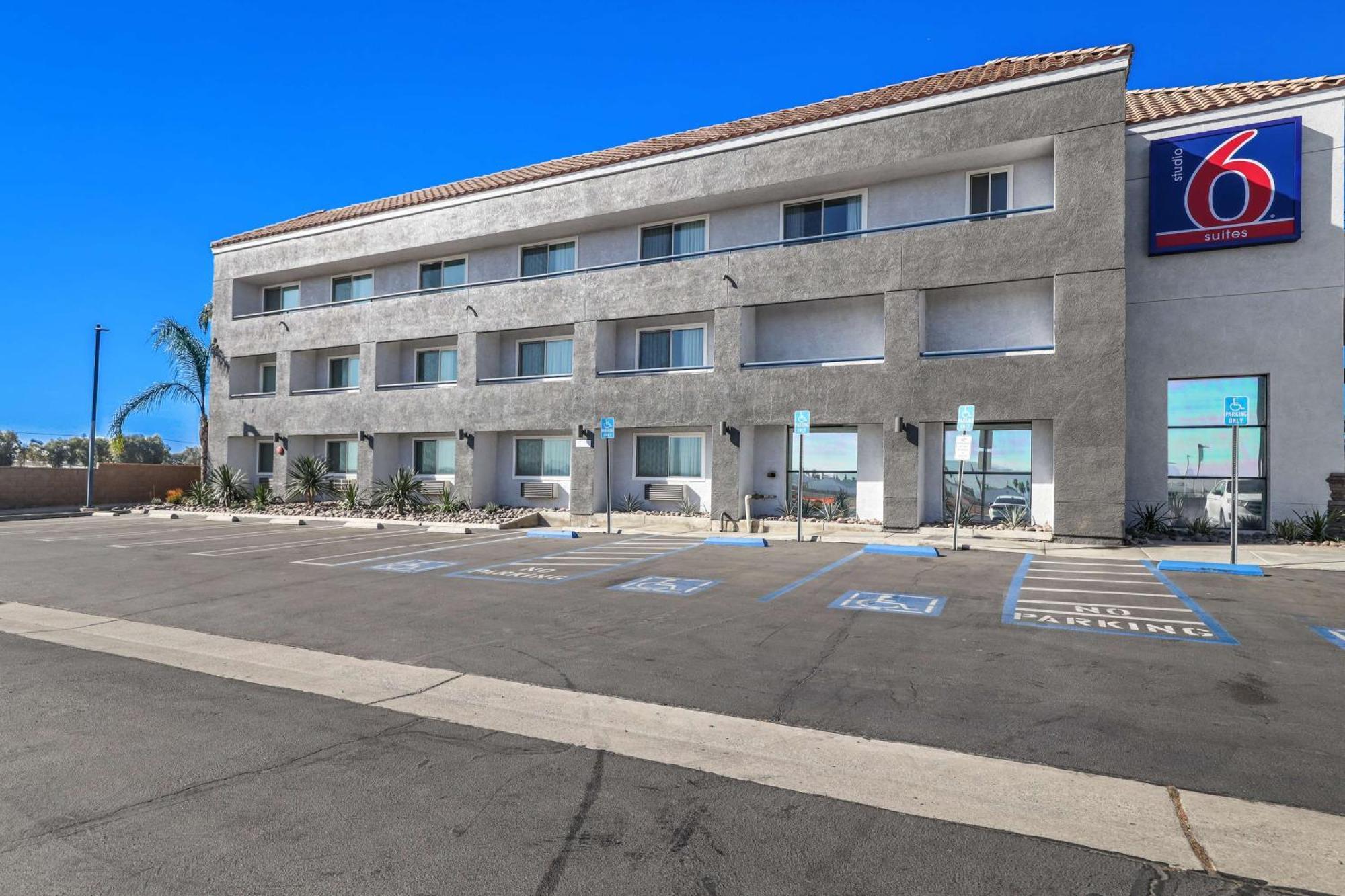 Studio 6 Suites Perris, Ca Exterior photo