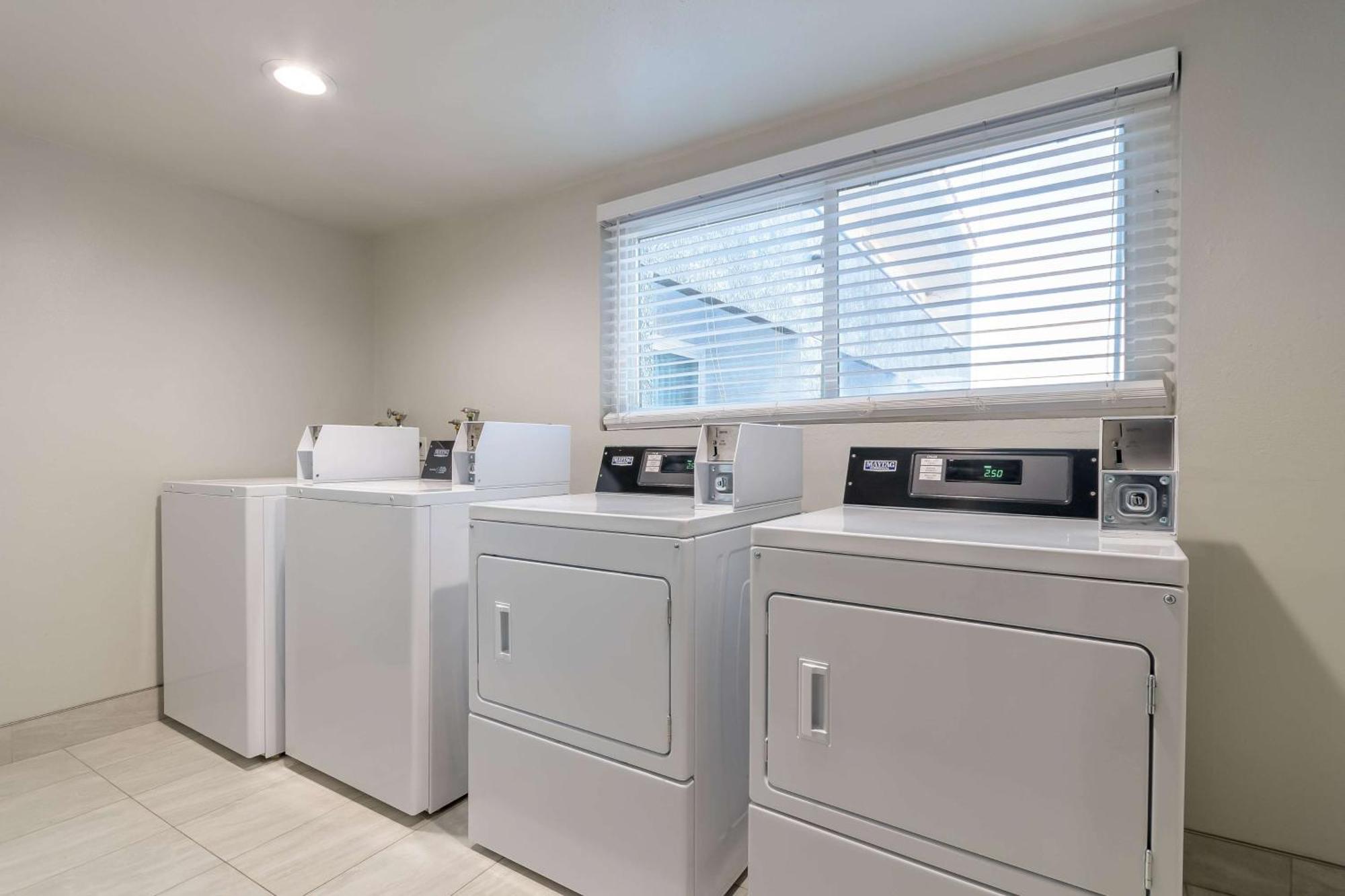 Studio 6 Suites Perris, Ca Exterior photo