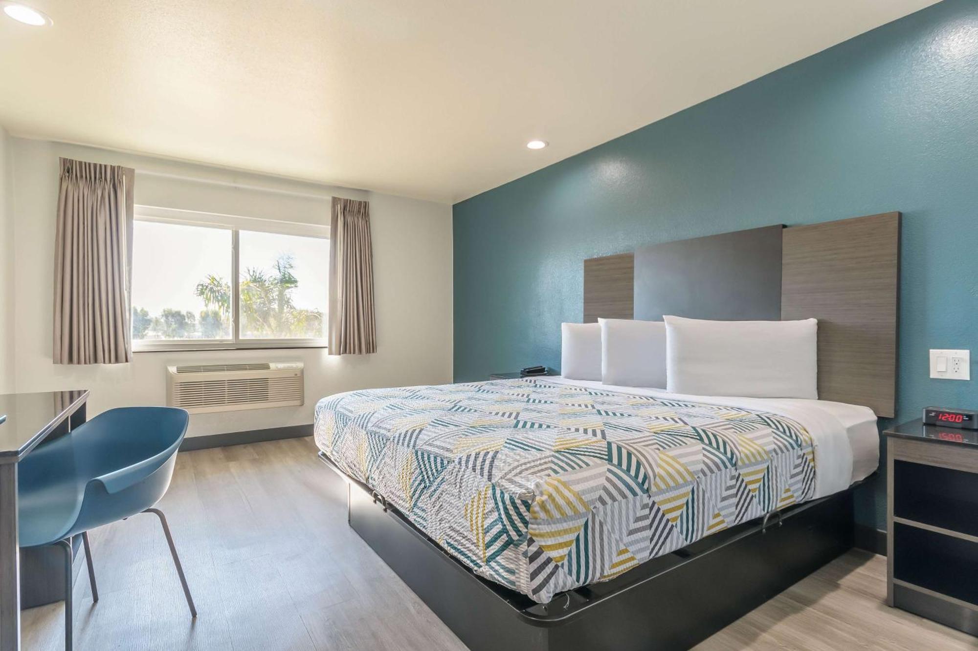 Studio 6 Suites Perris, Ca Exterior photo