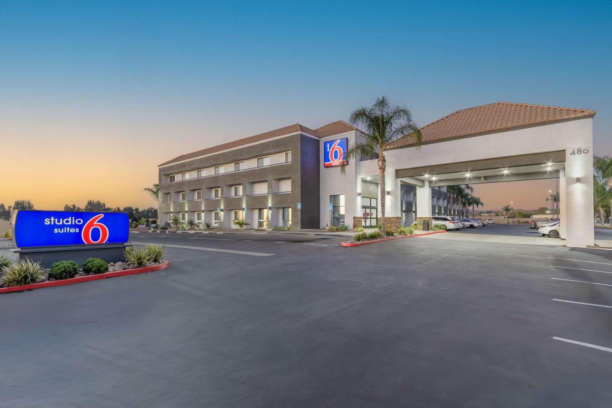 Studio 6 Suites Perris, Ca Exterior photo