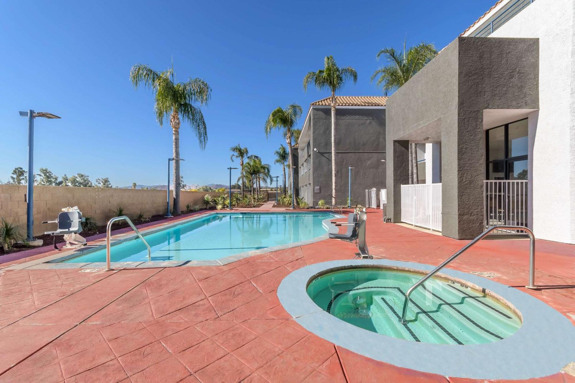 Studio 6 Suites Perris, Ca Exterior photo